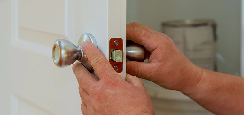 AAA Locksmiths For lock Replacement in Oxnard, California